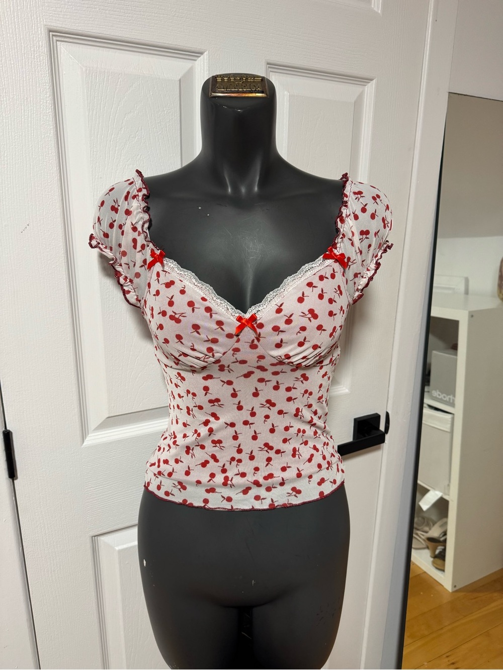 Women’s Cherry-Print Sweetheart Neck Top - White & Red